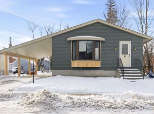 12 Prince St, Carleton Place, ON K7C 2M4