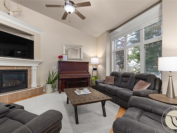2nd image of 5407 Field Stone Ave