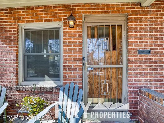 4th image of 1039 Detroit St