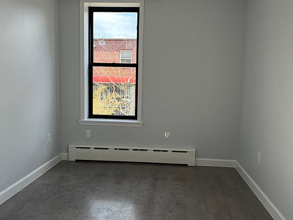 5th image of 3616 Tibbett Ave #1