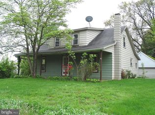 1501 George St, Dover, PA 17315