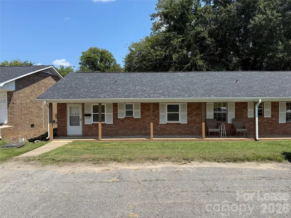 110 N Peterson St, Stanley, NC 28164