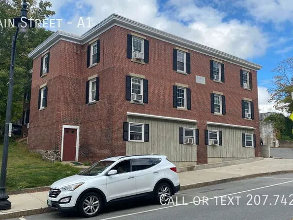70 Main St APT A1, Newmarket, NH 03857