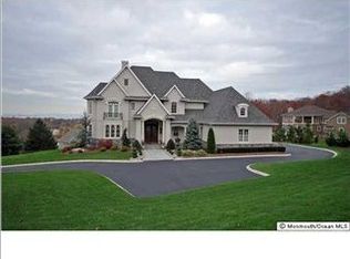 17 Beacon Hl, Atlantic Highlands, NJ 07716