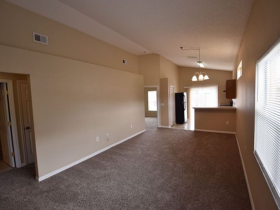 2nd image of 237 Briar Bay Cir