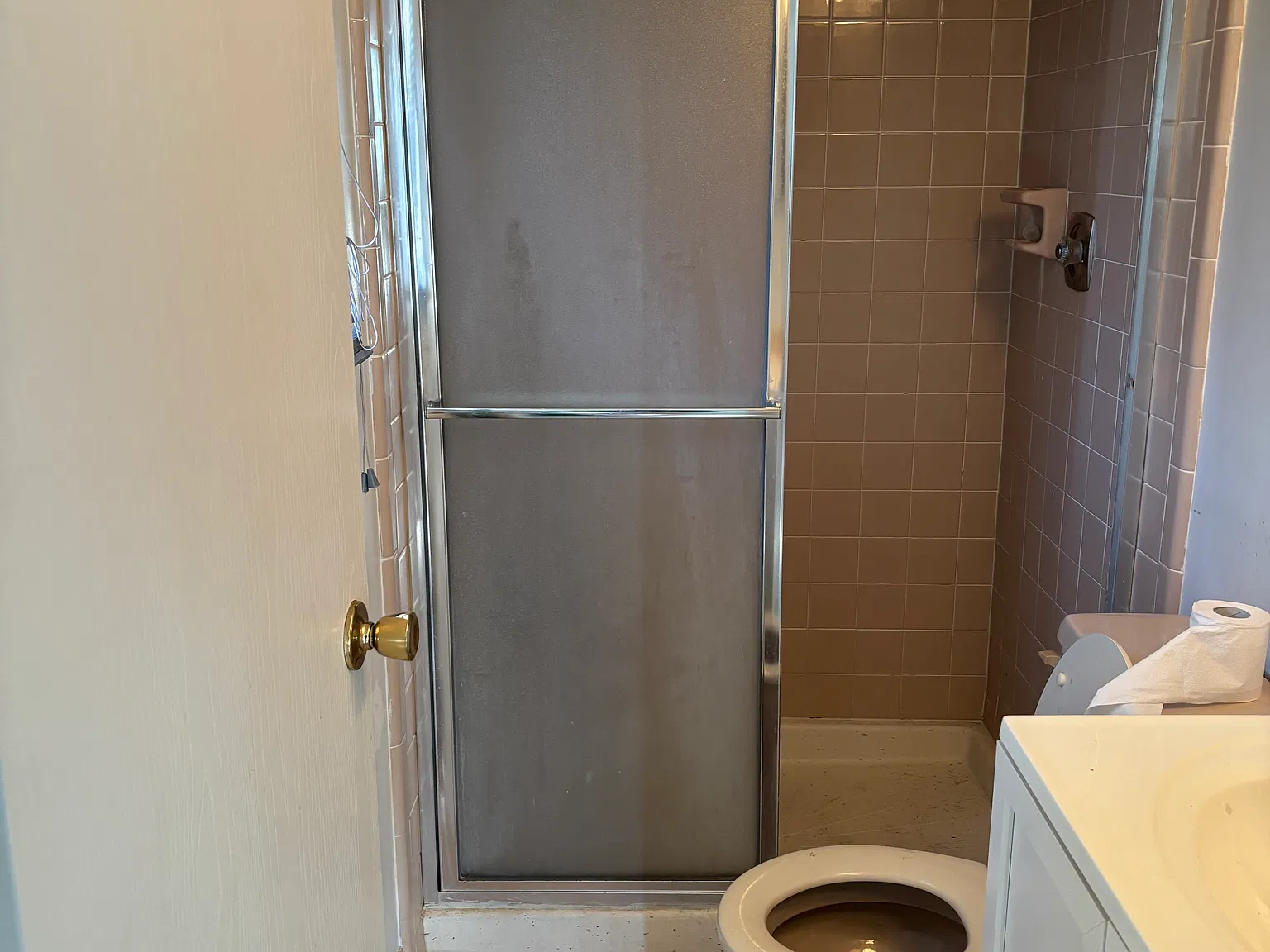4 bed, $1,050 — Photo 3