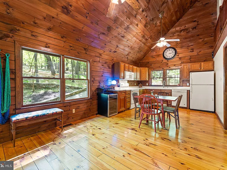 1850 Ridge Rd — Photo 14