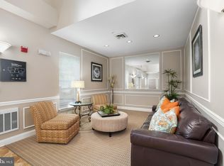 101 Watkins Pond Blvd #4-201, Rockville, MD 20850