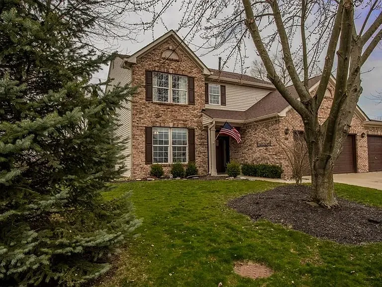 719 Shortleaf Dr — Photo 1
