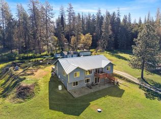 649 Pleasant Valley Rd, Merlin, OR 97532