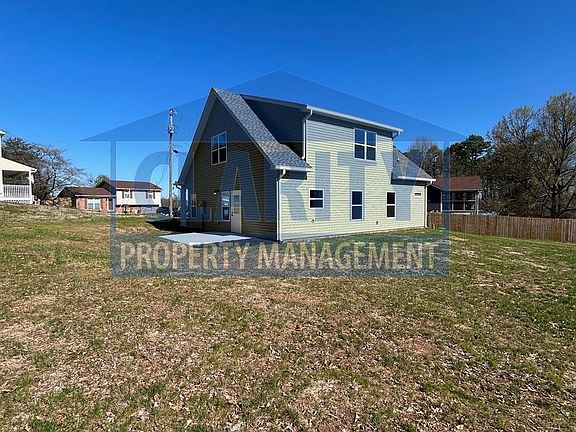 4th image of 137 Dorset Ln NE