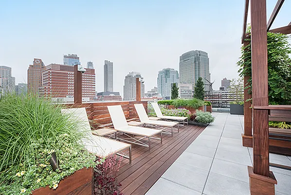 Rented by Bold New York | media 15