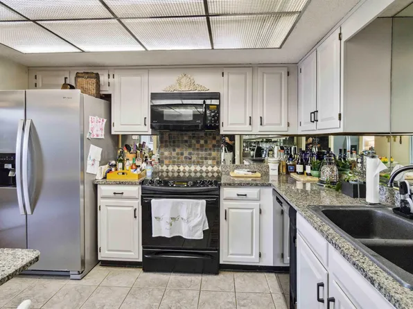 1300 Beacon Pkwy E Unit 308, Birmingham, AL 35209