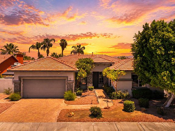2nd image of 74616 Waterlily Cir