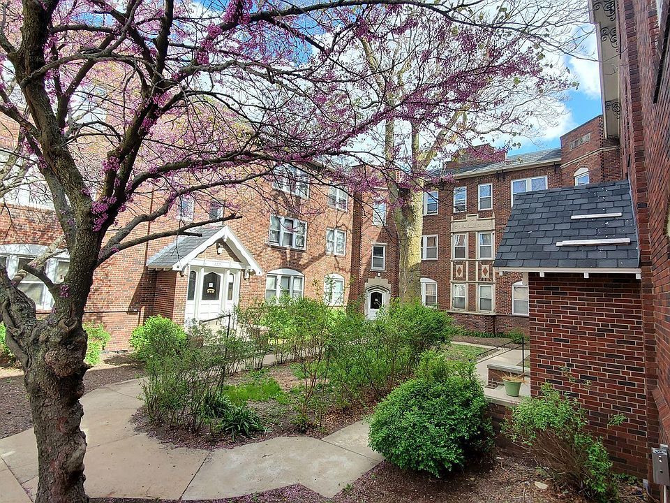 1st image of 2221 Jones St #24