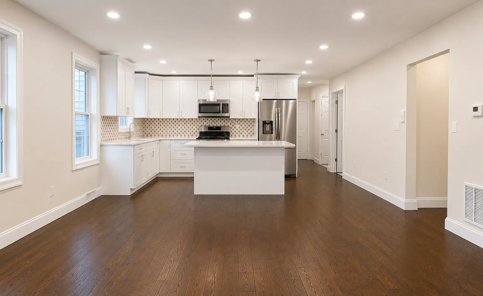 5 bed, 2000 sqft, $5,250 — Photo 3