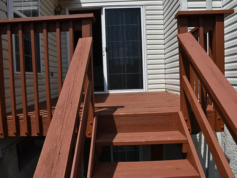 921 Bentley Ct — Photo 20