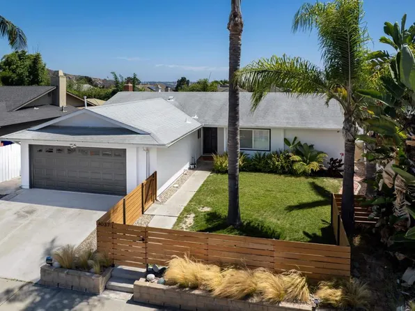4037 Vista Calaveras St, Oceanside, CA 92056