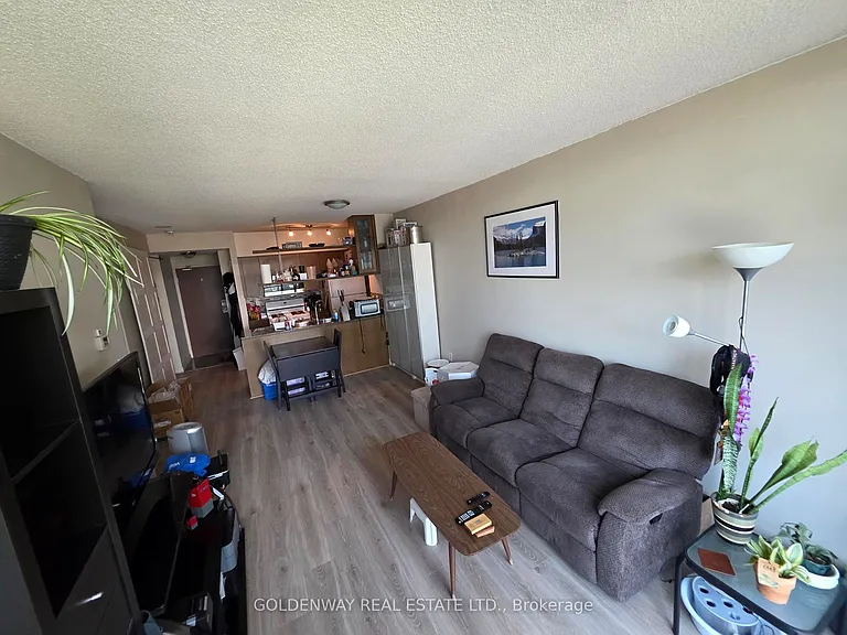 35 Mariner Ter #808 — Photo 5
