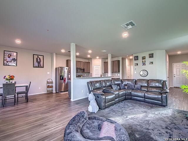 1st image of 5011 Sandstone Way