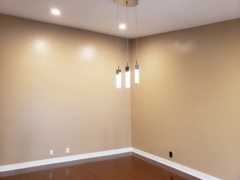 21110 Lycoming St — Photo 23