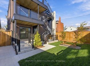 113 Hatherley Rd #1, Toronto, ON M6E1W4