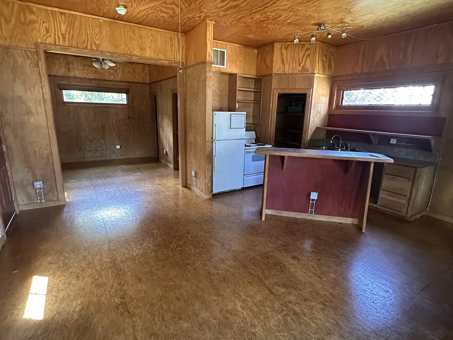608 East 32nd Street - 1 — Photo 3
