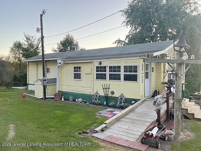1st image of 7262 McDonald Rd