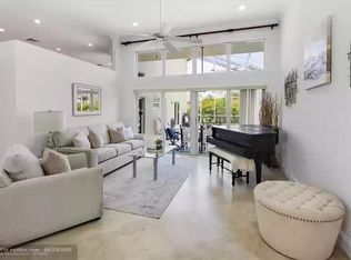 9851 NW 49th Pl, Coral Springs, FL 33076