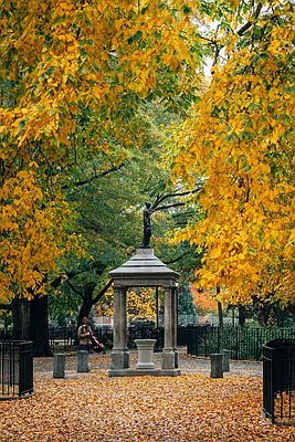 Sold by Sotheby's International Realty | media 14