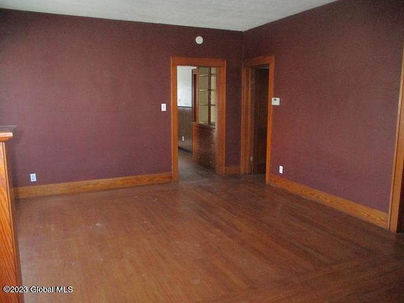 5th image of 1010 Lakeview Avenue