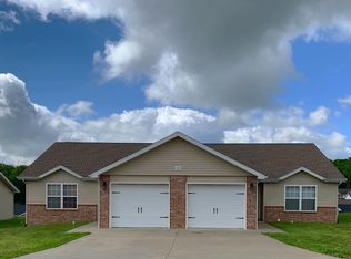 125 Edna St #B, Waynesville, MO 65583