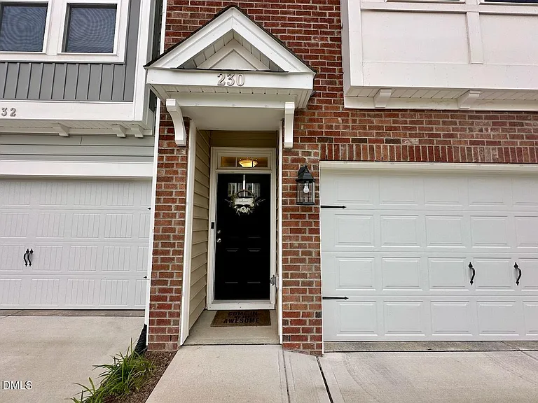 230 Marietta Way — Photo 2