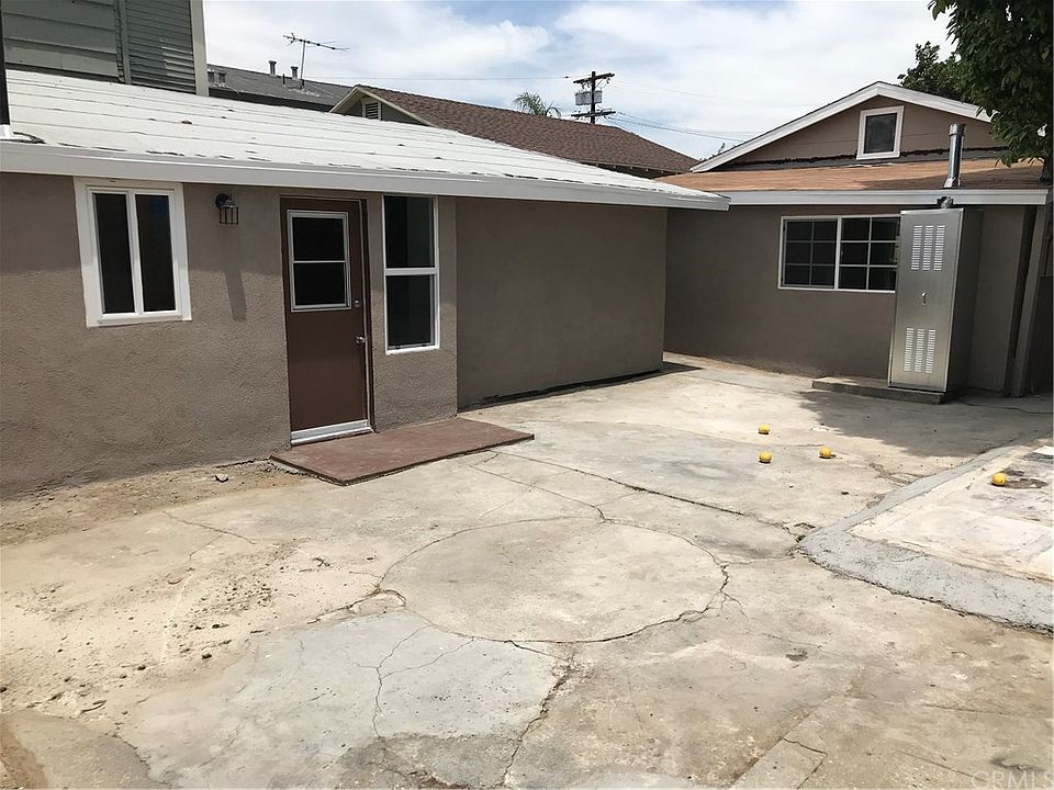 1st image of 343 Gifford Ave