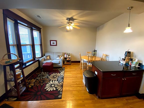 3rd image of 2113 W North Ave APT 3W