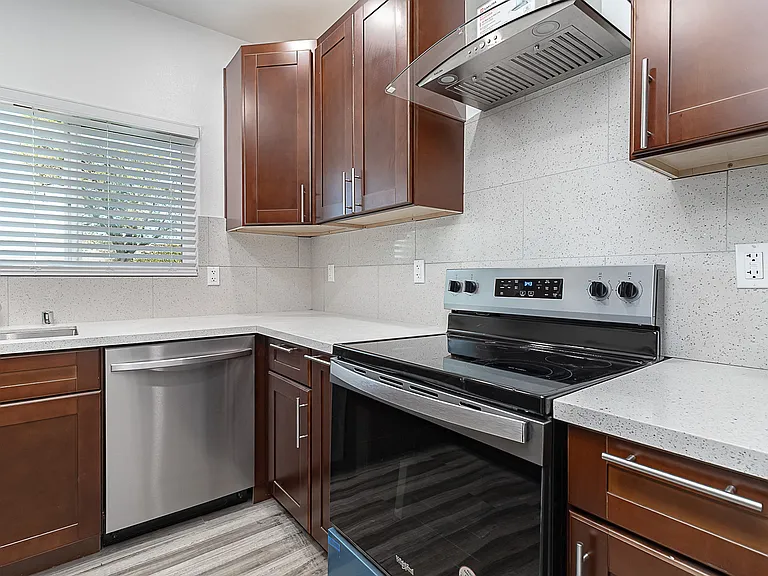 3622 Jeffrey Dr — Photo 10