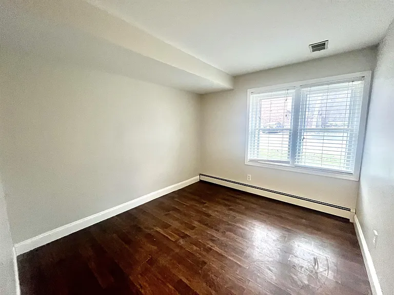 62 Madison St #2 — Photo 7