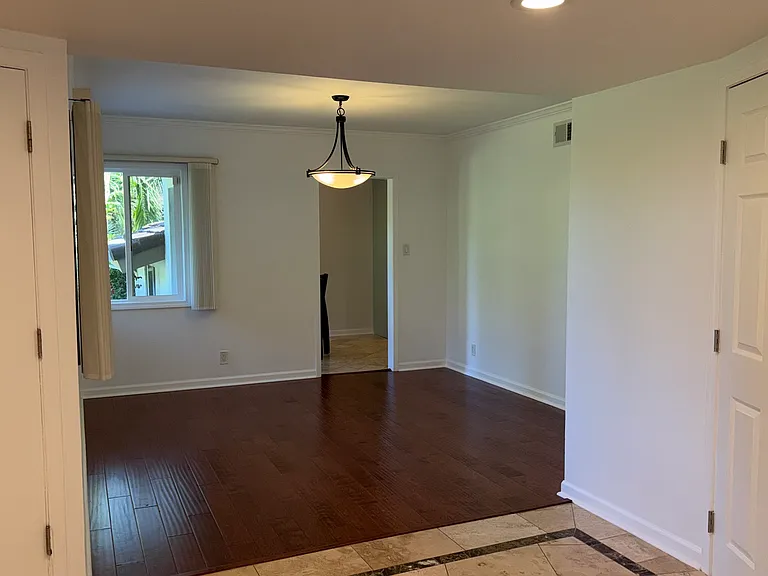 1385 Greenmont Dr — Photo 17