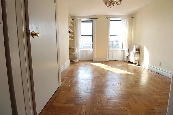 Rented by Luxor Homes & Investment Realty | media 1