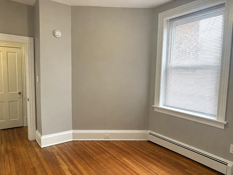 154 Hudson St #3 — Photo 12