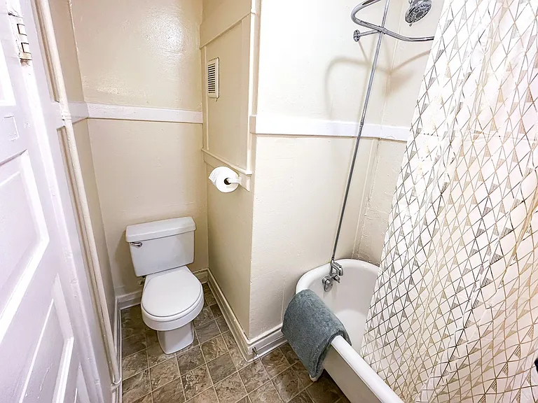 Casa Del Rey Apartments — Photo 18