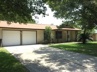 7414 Castle Crown, San Antonio, TX 78218