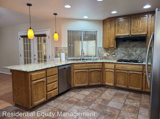 439 S Lexington Dr, Folsom, CA 95630
