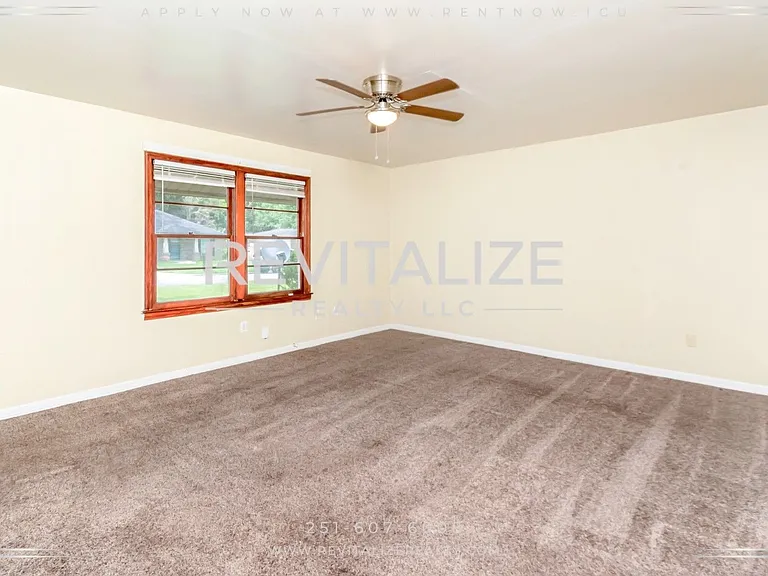 1815 Ogburn Avenue (Duplex) — Photo 8