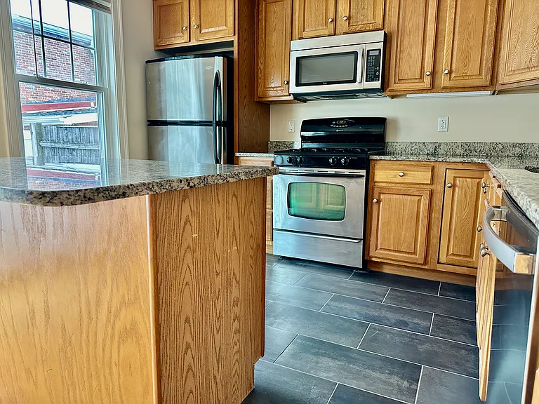 183 Summer St #1 — Photo 8