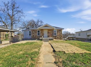 815 N Wilson Ave, Sand Springs, OK 74063