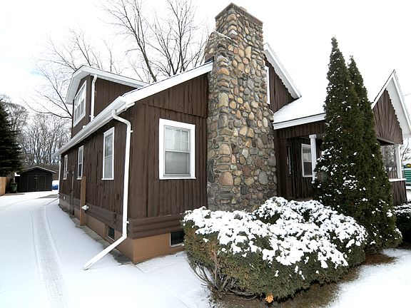 2nd image of 52482 Van Dyke Ave