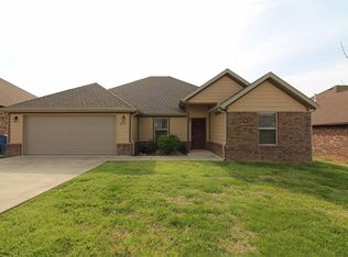 900 SW Pure Globe St, Bentonville, AR 72712