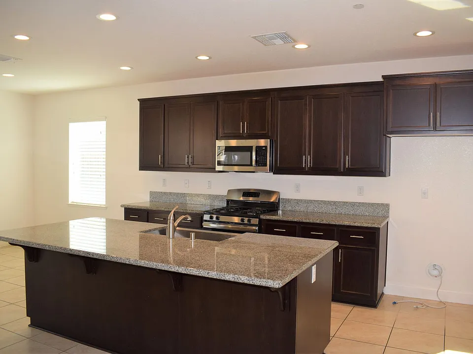 8425 Ponta Delgada Dr