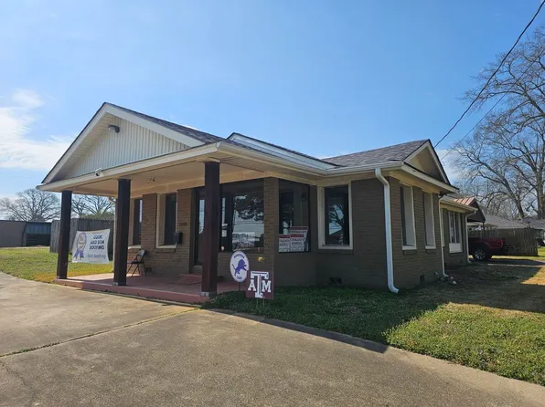 1400 E Main St, Henderson, TX 75652